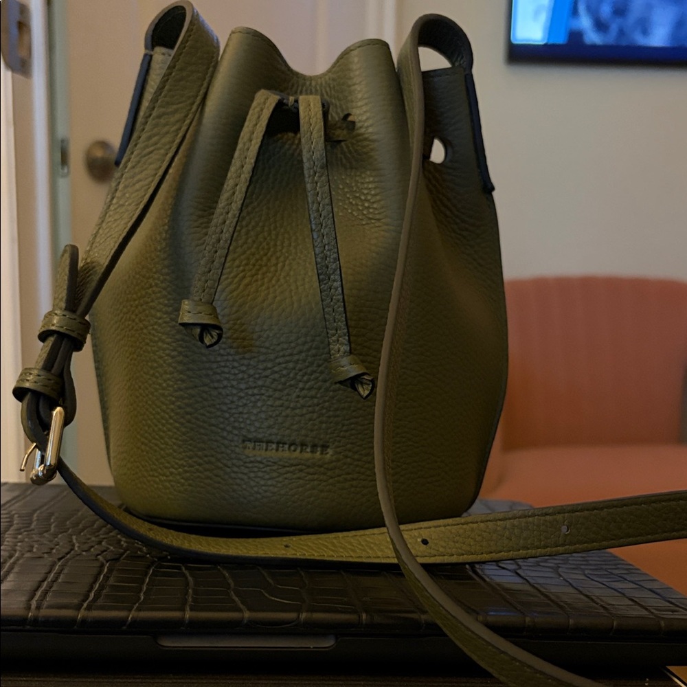 Olive Green Leather Bucket Bag - Picture 5 of 6